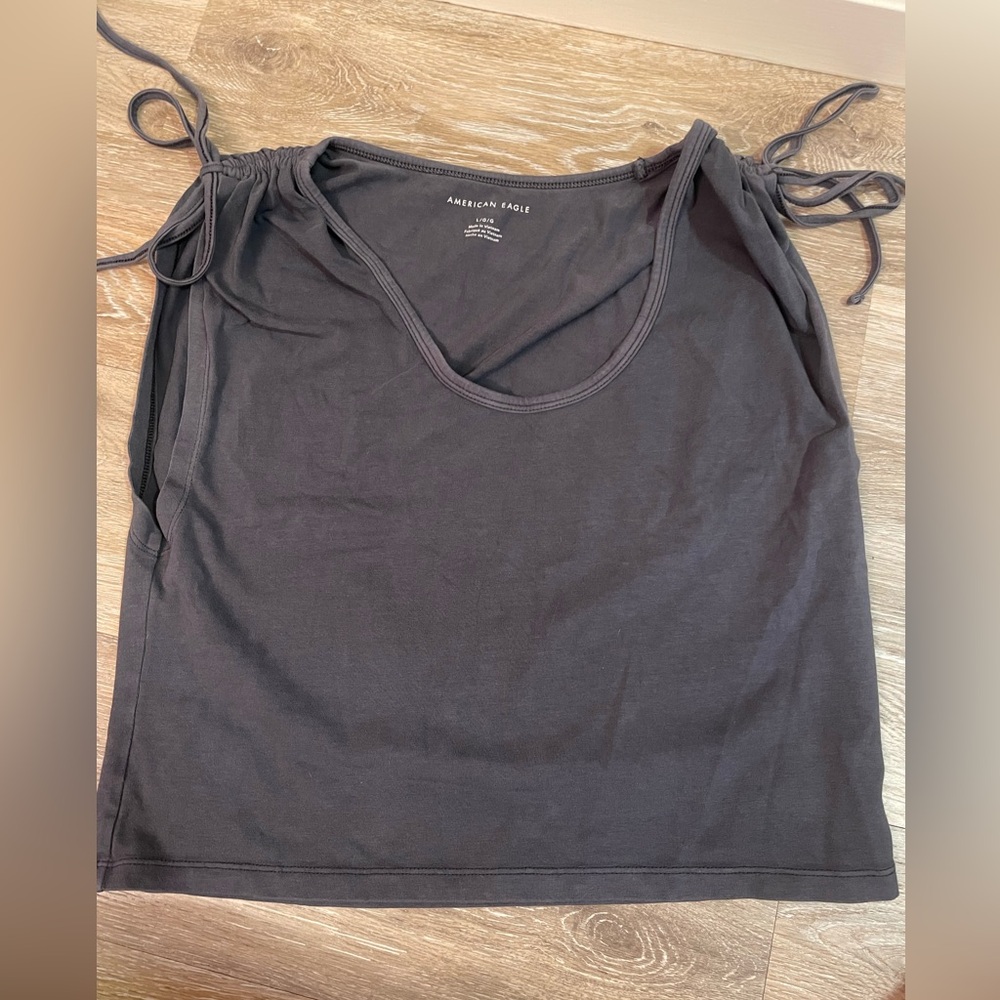 American Eagle cropped tank top